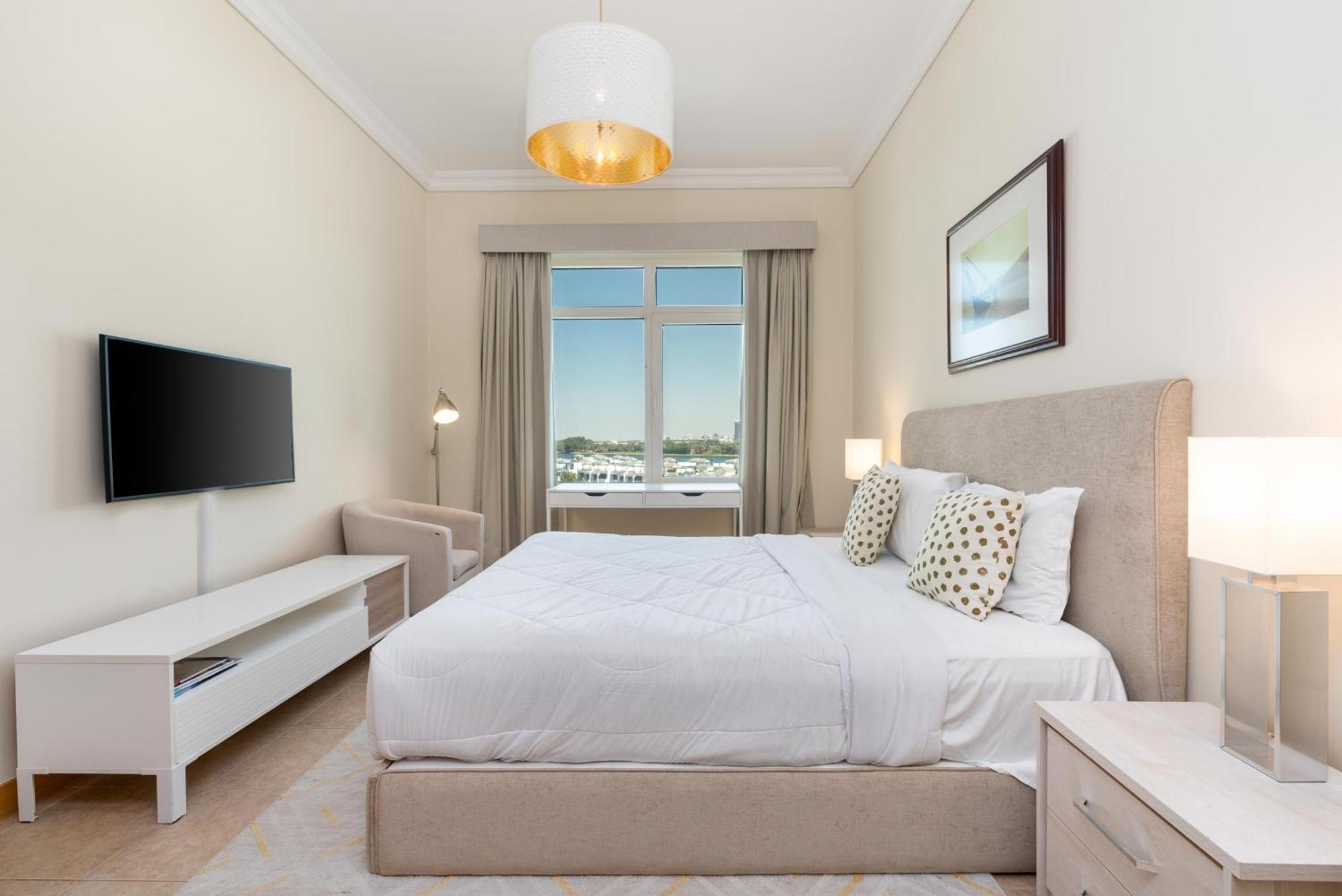 Bespoke Residences - 2 Bedroom Sea View With Access *